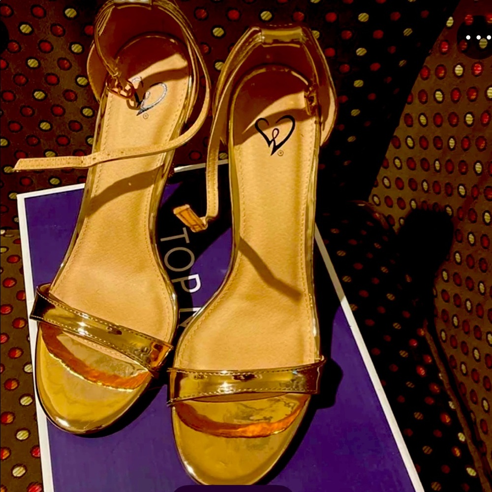 Rose Gold stiletto rhinestone heel sandal.